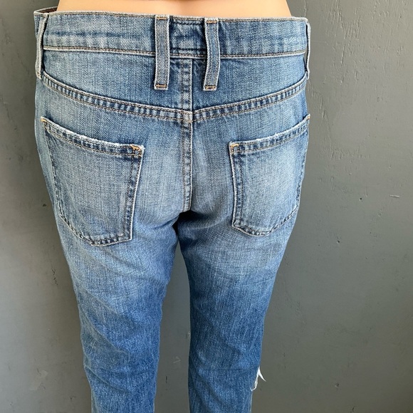 Current/Elliott Light Blue Distressed Cropped Jeans - Picture 3 of 11